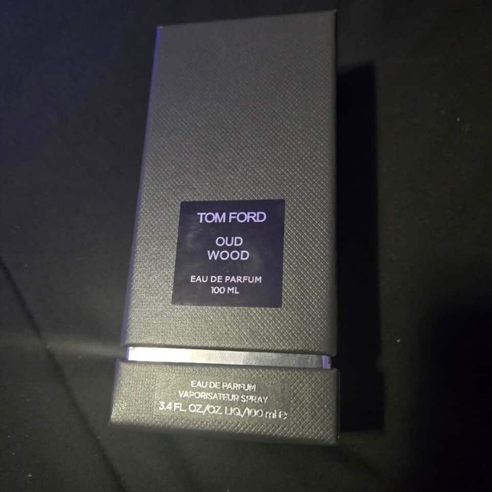 Tom Ford Oud Wood Black Bottle